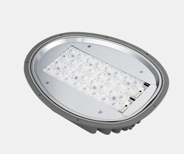 How Does the PP Reflector with Chrome Finish Enhance LED Light Performance Outdoors?